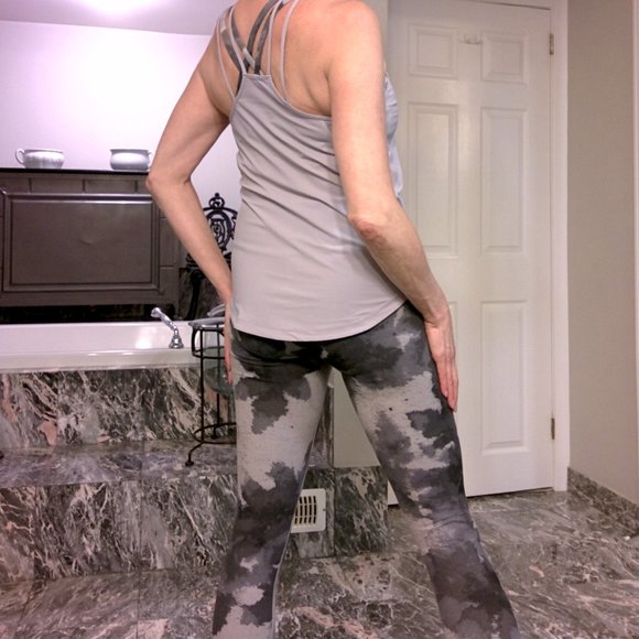 🌸🖤Pretty Lululemon Wunder Under Tights Pant Floral Platoon - Picture 10 of 10